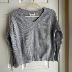 Old Navy Women's Ribbed V-Neck Sweater - Heather Gray
